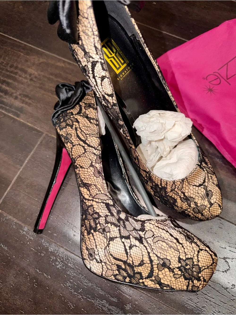 Shoe Dazzle Blanka Black Lace-Pump with Satin Rosette + signature pink bottom